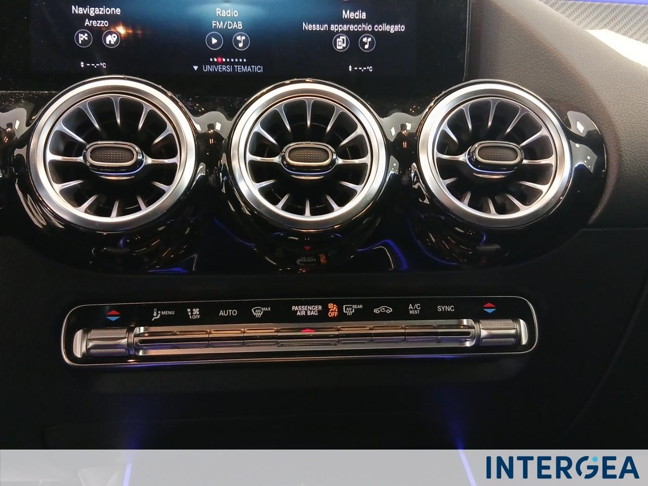 Mercedes-Benz GLA 220 d Premium 4matic auto