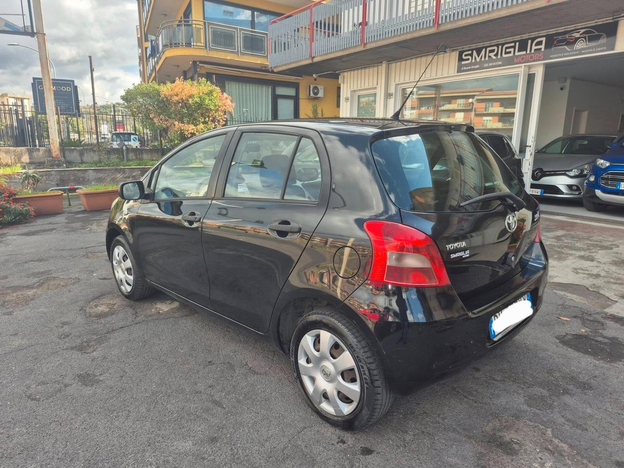 Toyota Yaris 1.0 5 porte Sol