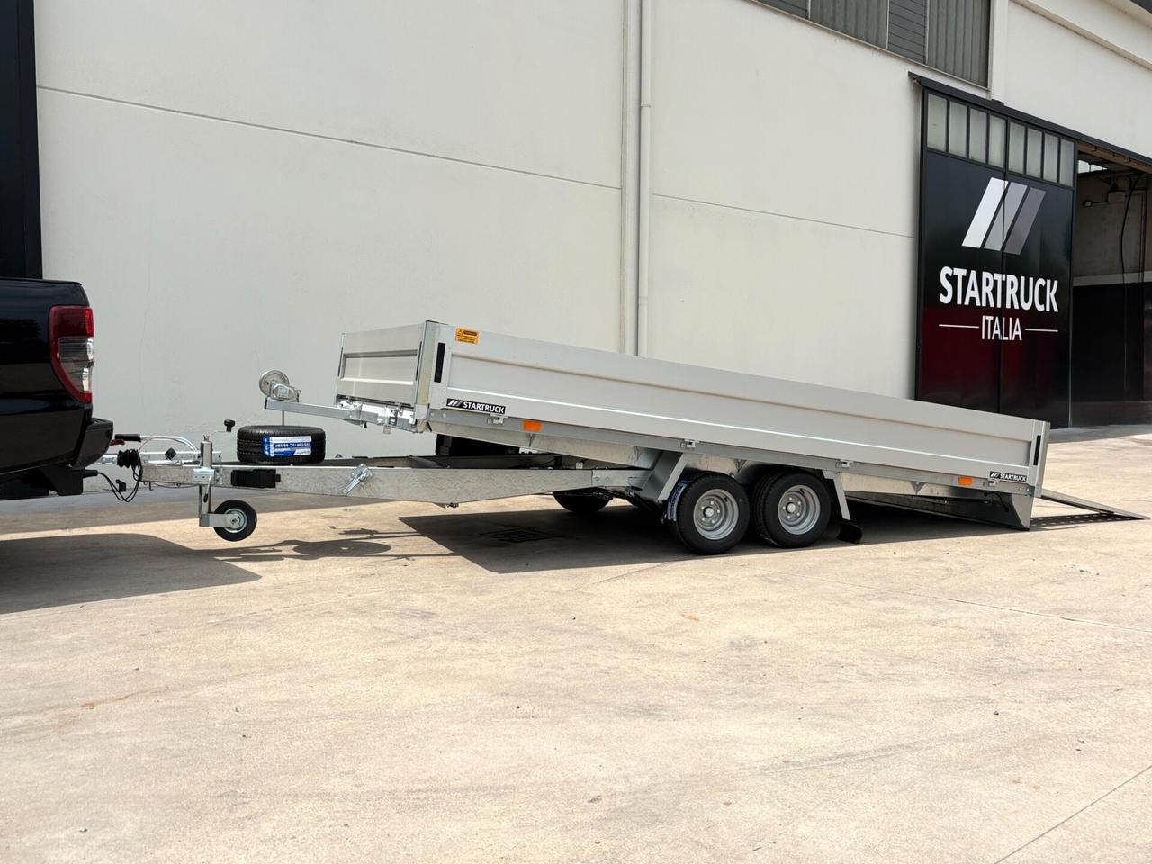 CARRELLO RIMORCHIO CON SPONDE 2500 KG