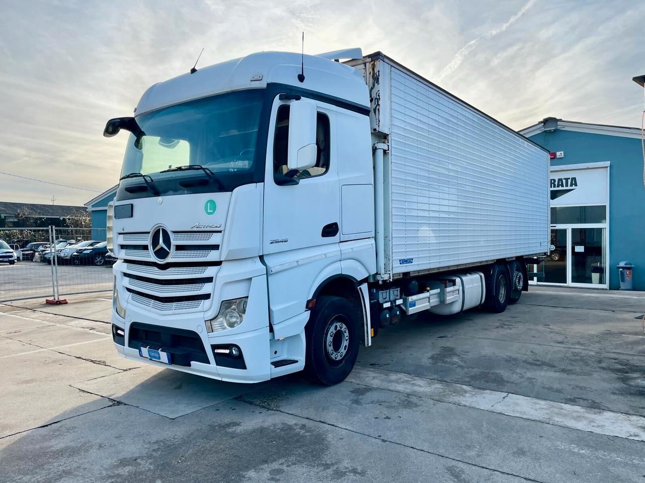 Mercedes Benz ACTROS 26-42 - EURO 6 - CASSONE 9.60