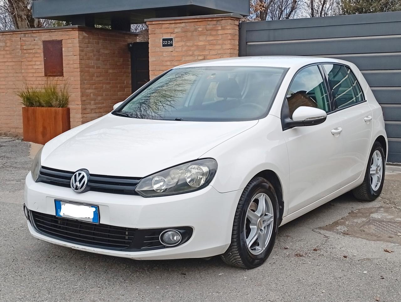 Volkswagen Golf 1.2BENZINA 2011 NEOP TRATTABILE