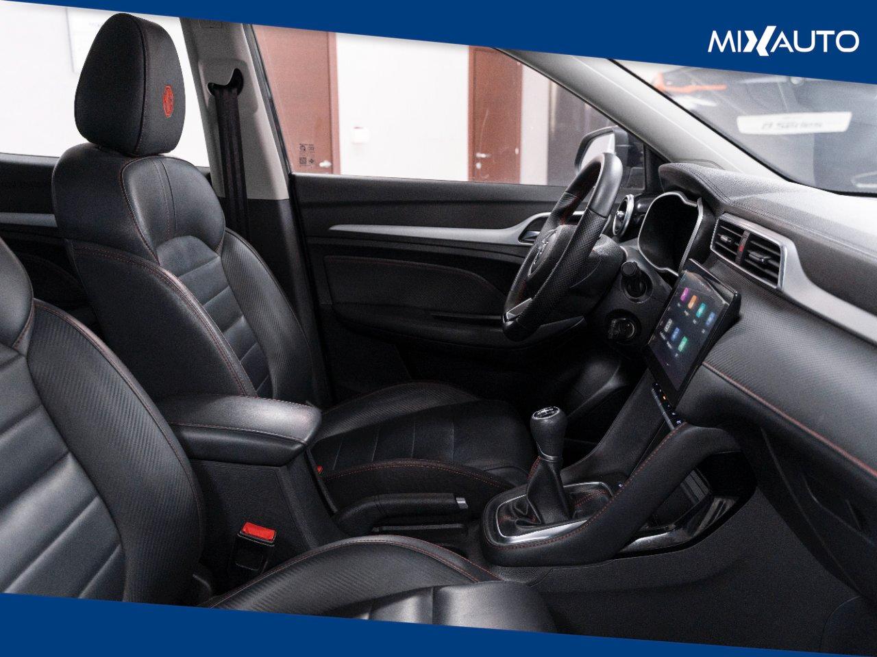MG ZS 1.5L 5MT Luxury