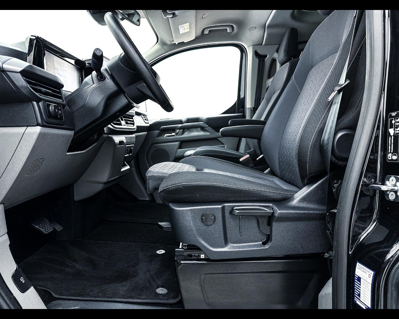 FORD Tourneo Custom 2ªs - Tourneo Custom 320 2.0 EcoBlue 170CV au
