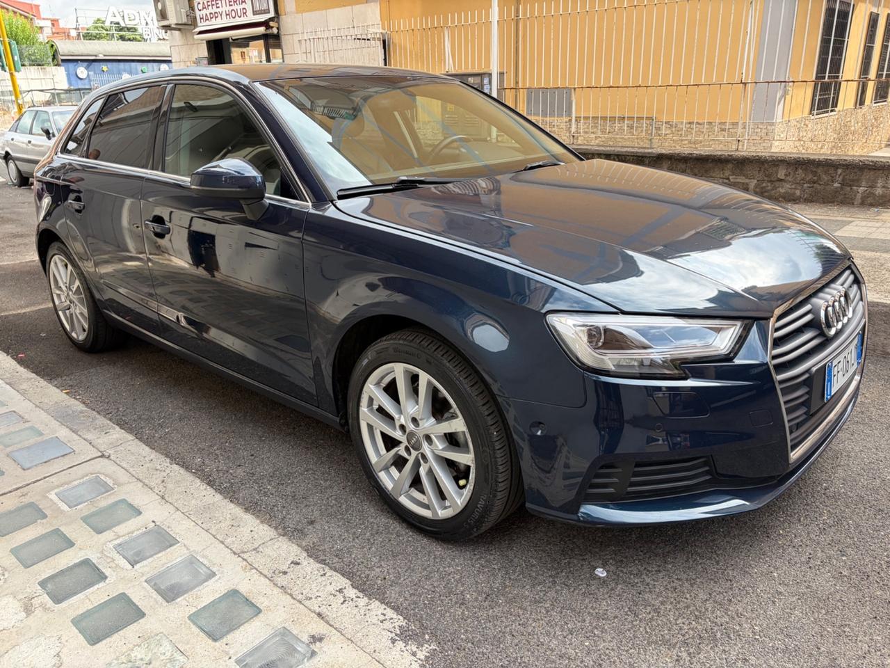 Audi A3 SPB 1.6 TDI S tronic Sport