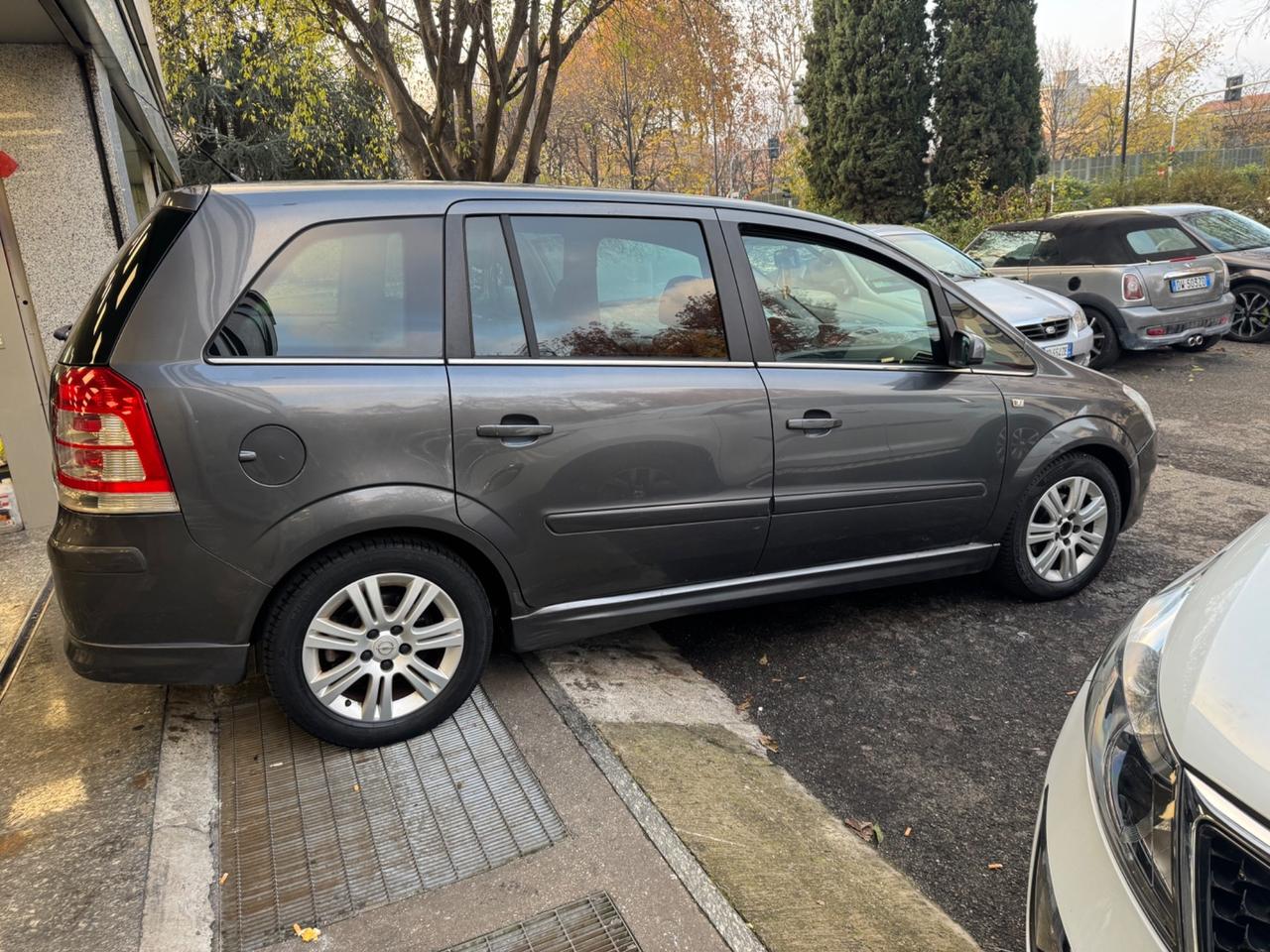 Opel Zafira 1.8 16V VVT Easytronic Edition