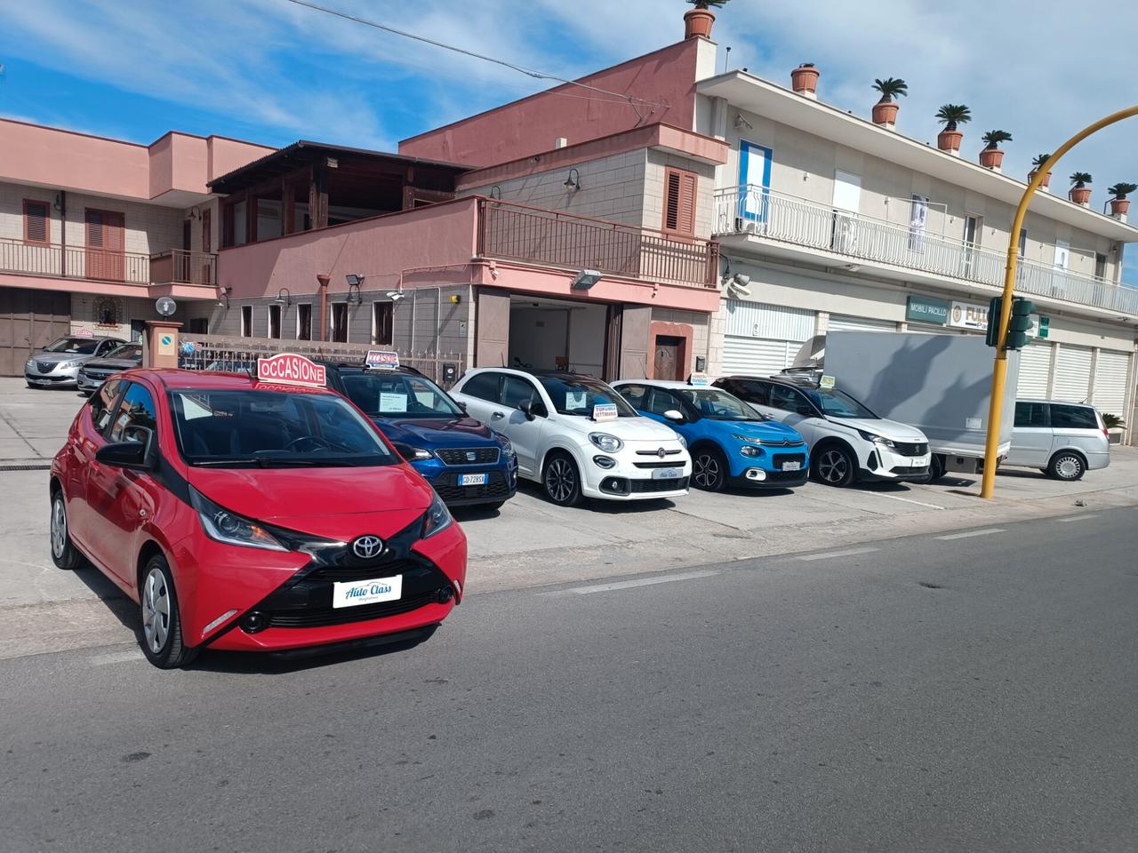 Toyota Aygo 1.0 VVT-i 69 CV 5 porte x-cool