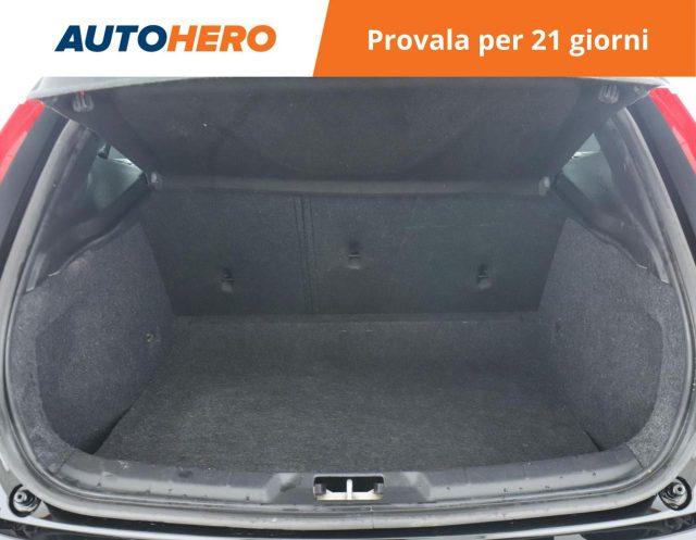 VOLVO V40 D2 Kinetic