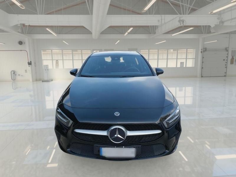 MERCEDES-BENZ A 180 d Automatic Business Extra 5 PORTE