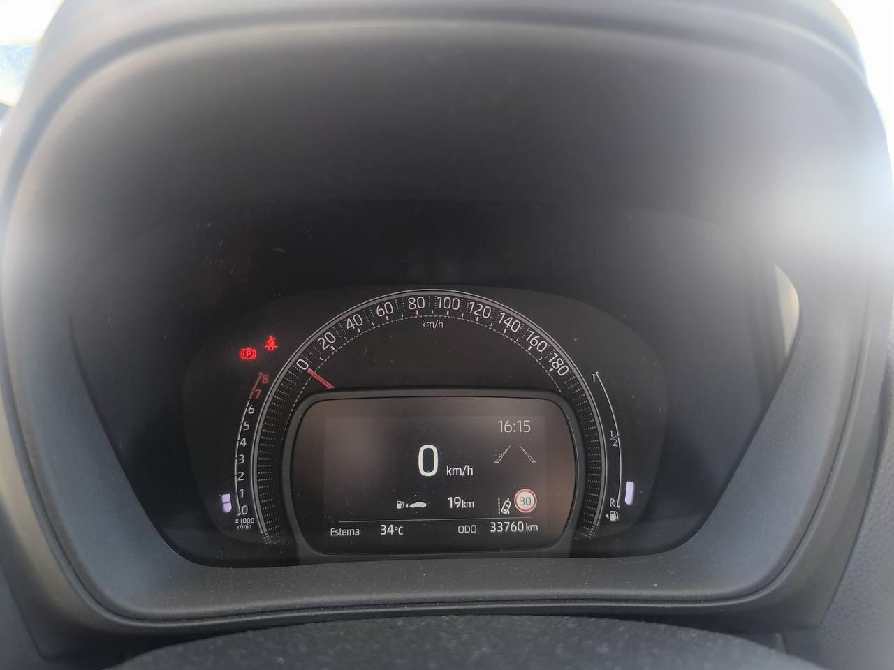 TOYOTA Aygo X - Aygo X 1.0 Active 72cv