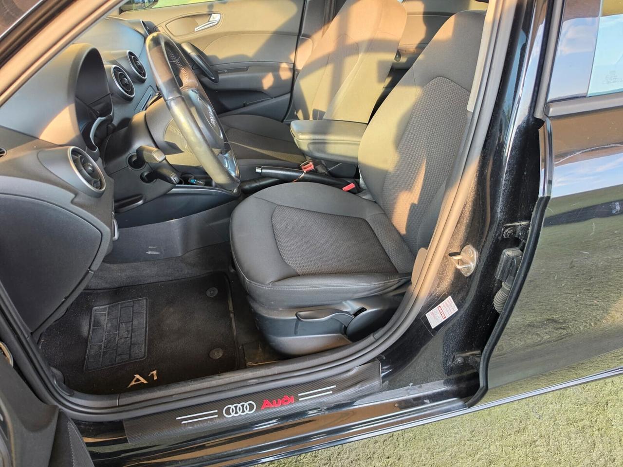 Audi A1 1.6 TDI Ambition 5 Porte