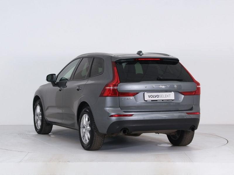 Volvo XC60 B4 (d) AWD Geartronic Momentum