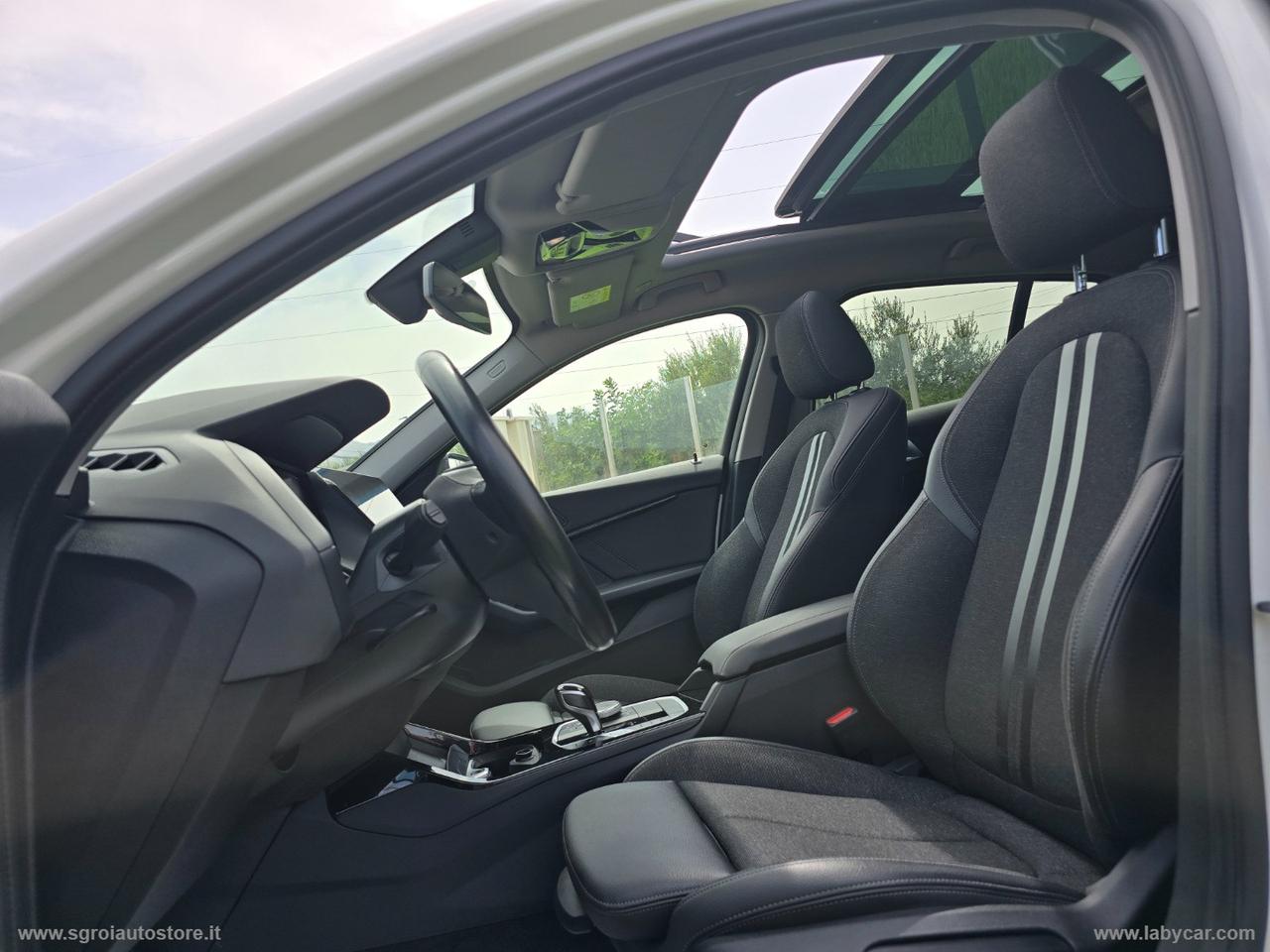 BMW 118d 5p. Business Advantage TETTUCCIO