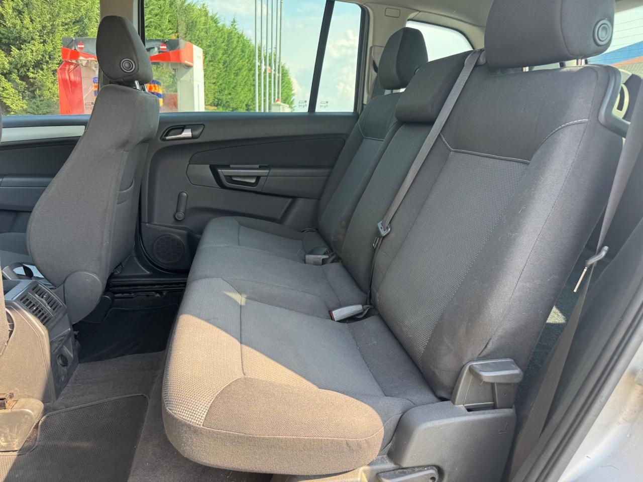 Opel Zafira 1.8 16V GPL-TECH Cosmo