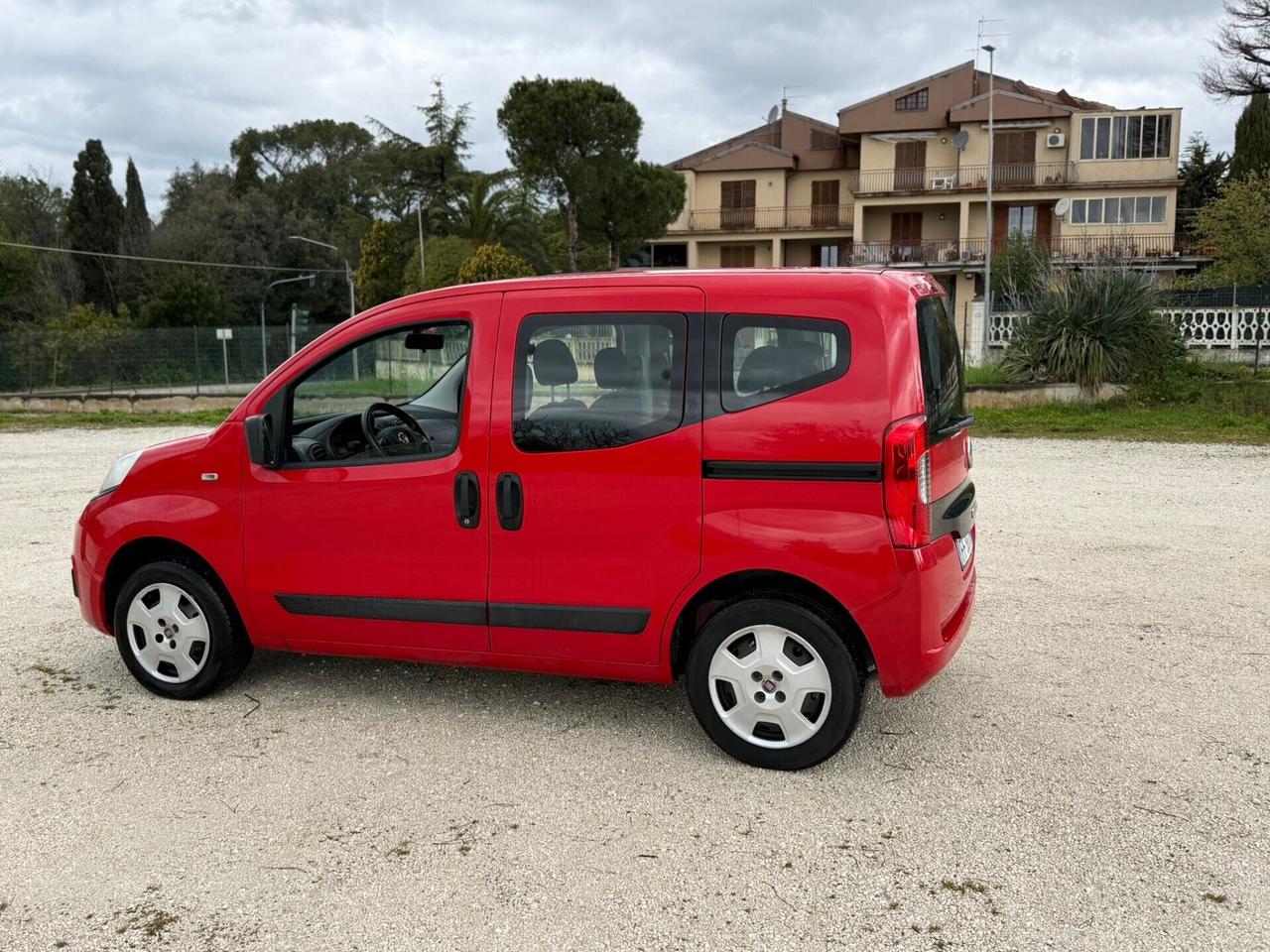 Fiat qubo 5posti 1.4 natural power EURO6 Uniproprietà