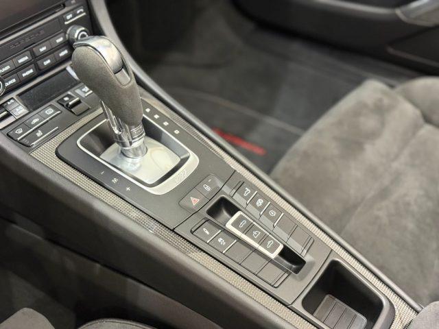 PORSCHE 911 3.0 Carrera 4 GTS Cabriolet