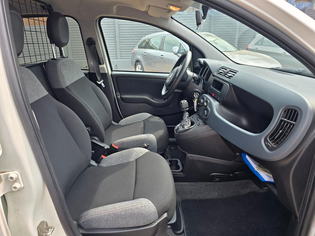 Fiat Panda 1.0 GSE S&S Hybrid Pop Van 2 posti