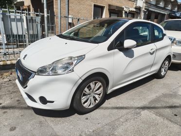 Peugeot 208 1.4 GPL NEOPATENTATI