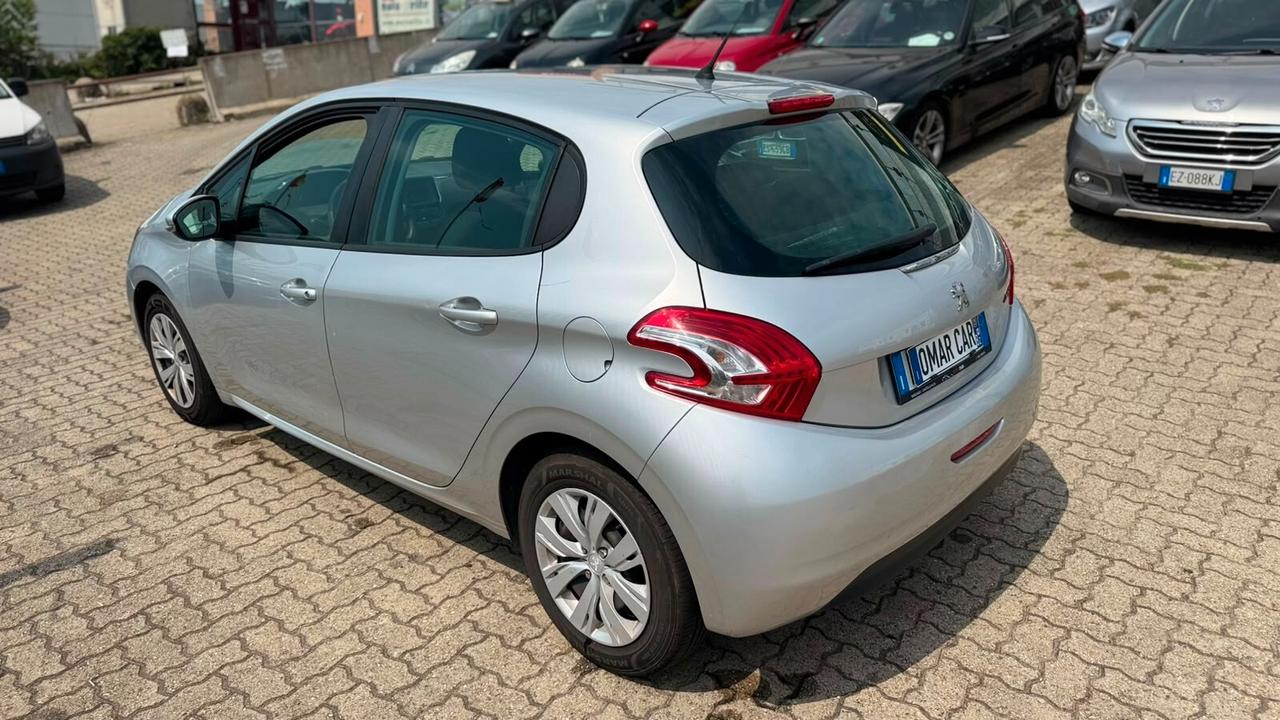 Peugeot 208 1.0 benzina 2015 neop.