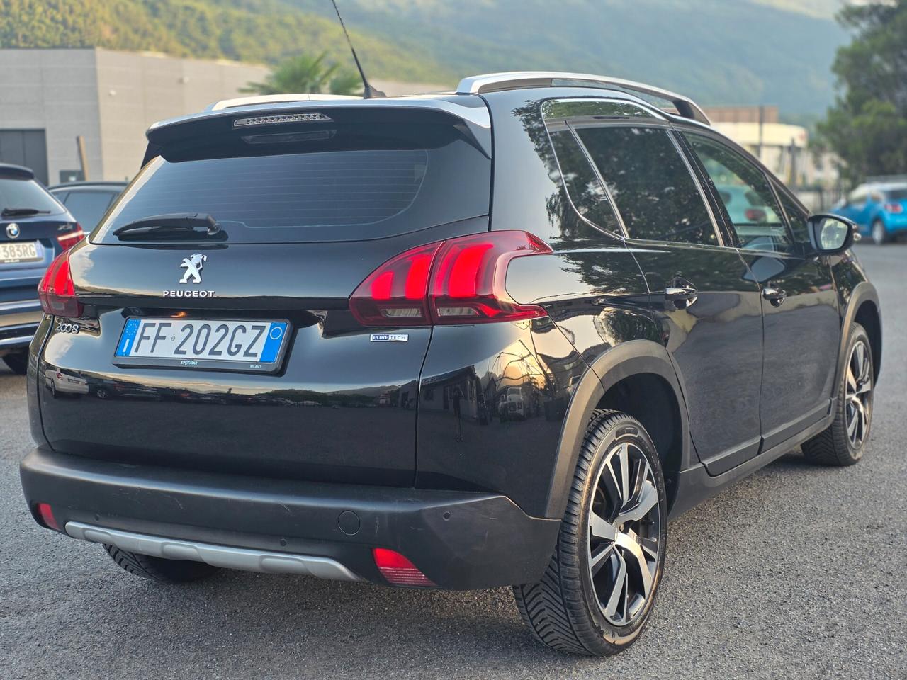 Peugeot 2008 PureTech Turbo 110 S&S Allure
