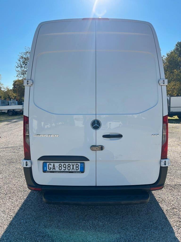 MERCEDES 311 CDI SPRINTER - 04/2020 - KM 90.000