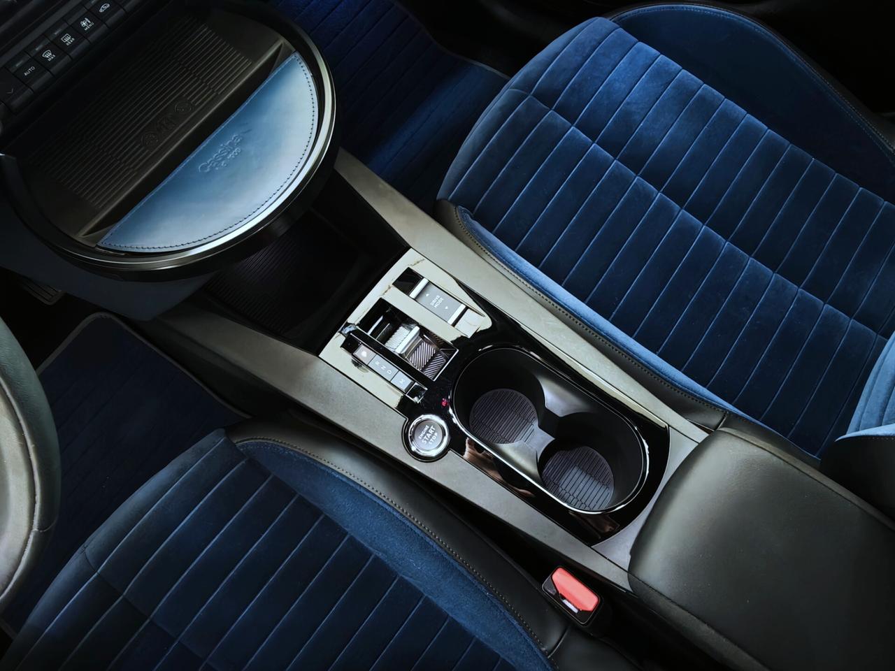 Lancia Ypsilon 1.2 Hybrid e-DCT Cassina 101cv 2025