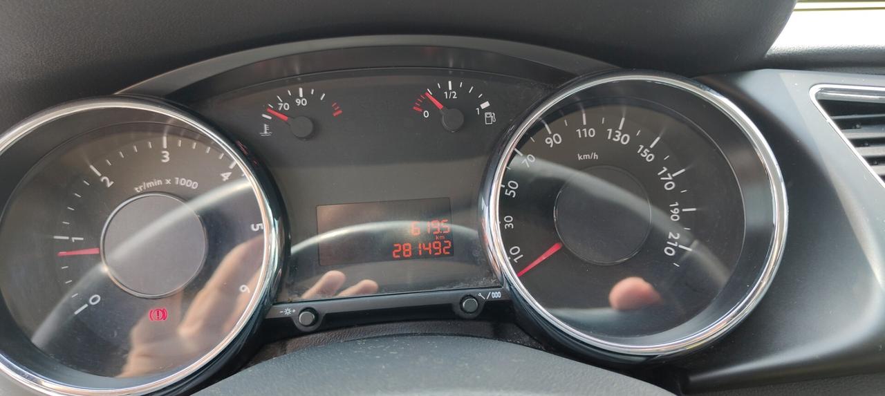 Peugeot 3008 1.6 HDi 110CV Outdoor