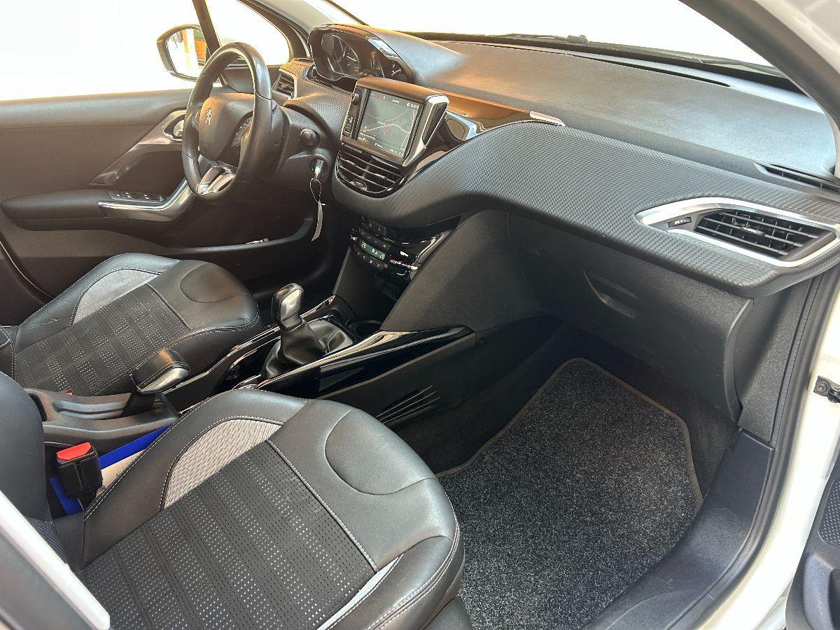 PEUGEOT - 2008 - 1.6 BlueHDi 100 CV Allure