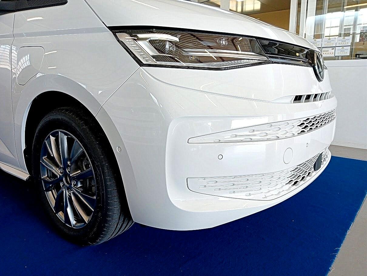 Volkswagen T7 Multivan 1.5 PHEV 4motion 245cv IQ LED GANCIO 360° FULL