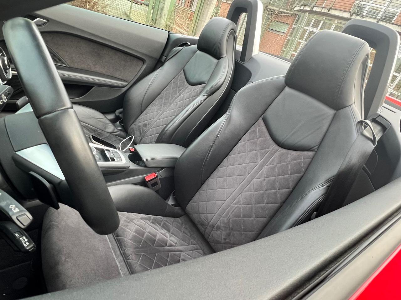 Audi TT S Line 2.0 TFSI #9771