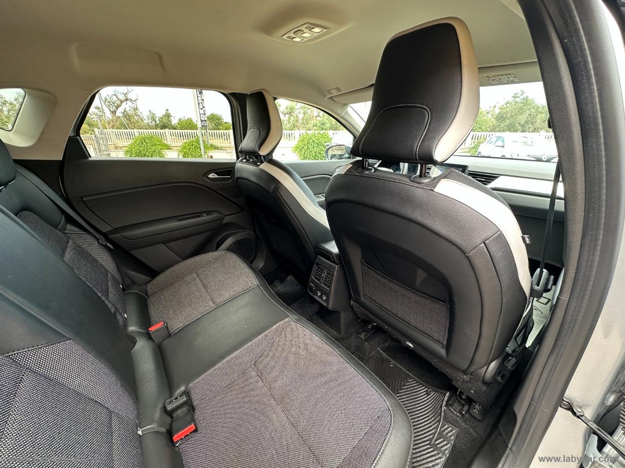 RENAULT Captur Hybrid E-Tech N1