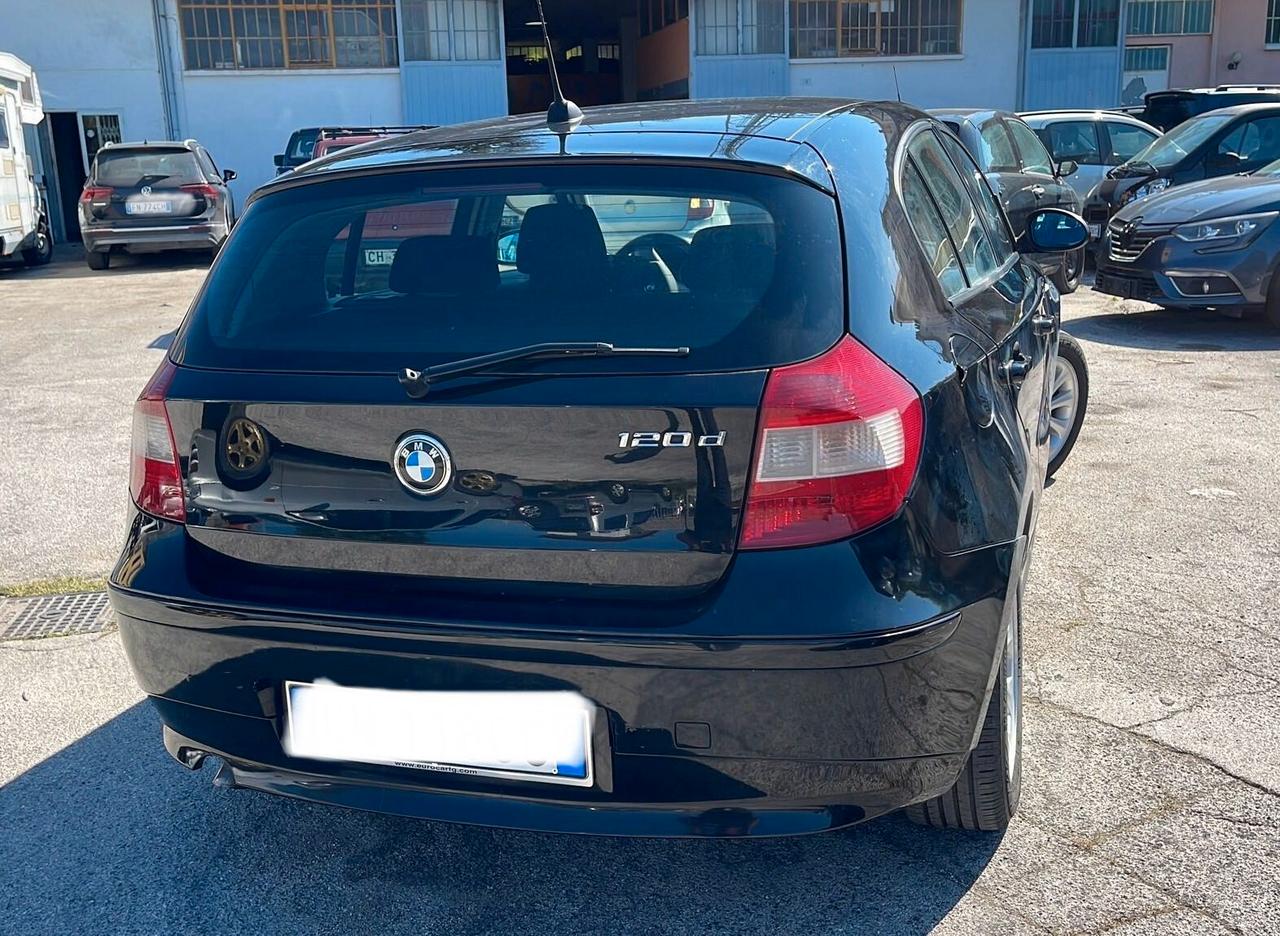 Bmw 118 120d cat 5 porte Attiva