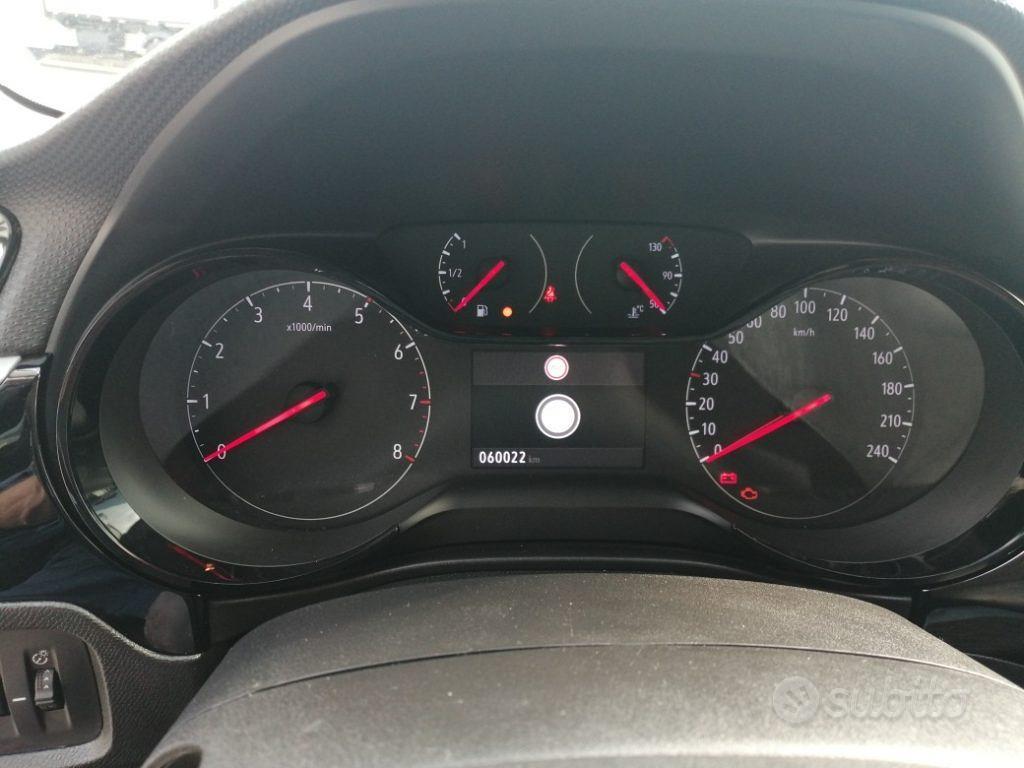 OPEL Corsa 1.2 Edition