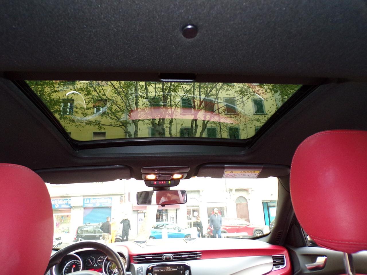 ALFA ROMEO GIULIETTA SECONDA SERIE QUADRIFOGLIO VERDE 241CV DEL 2015