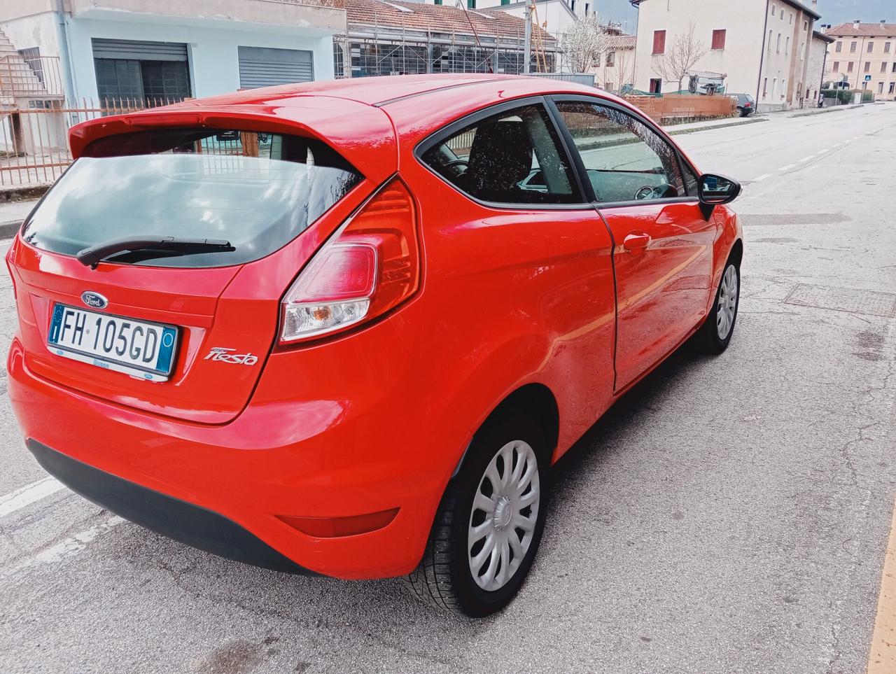 Ford Fiesta 1.4 3p. Bz.- GPL Titanium