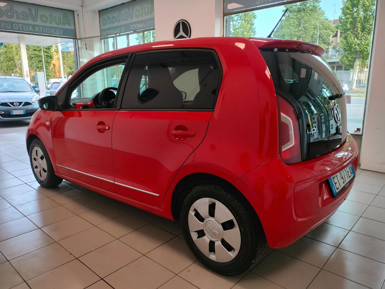 Volkswagen up! 1.0 75 CV 5p. high