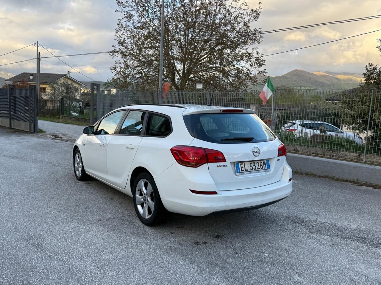 Opel Astra 1.7 CDTI 110CV 5 porte Cosmo