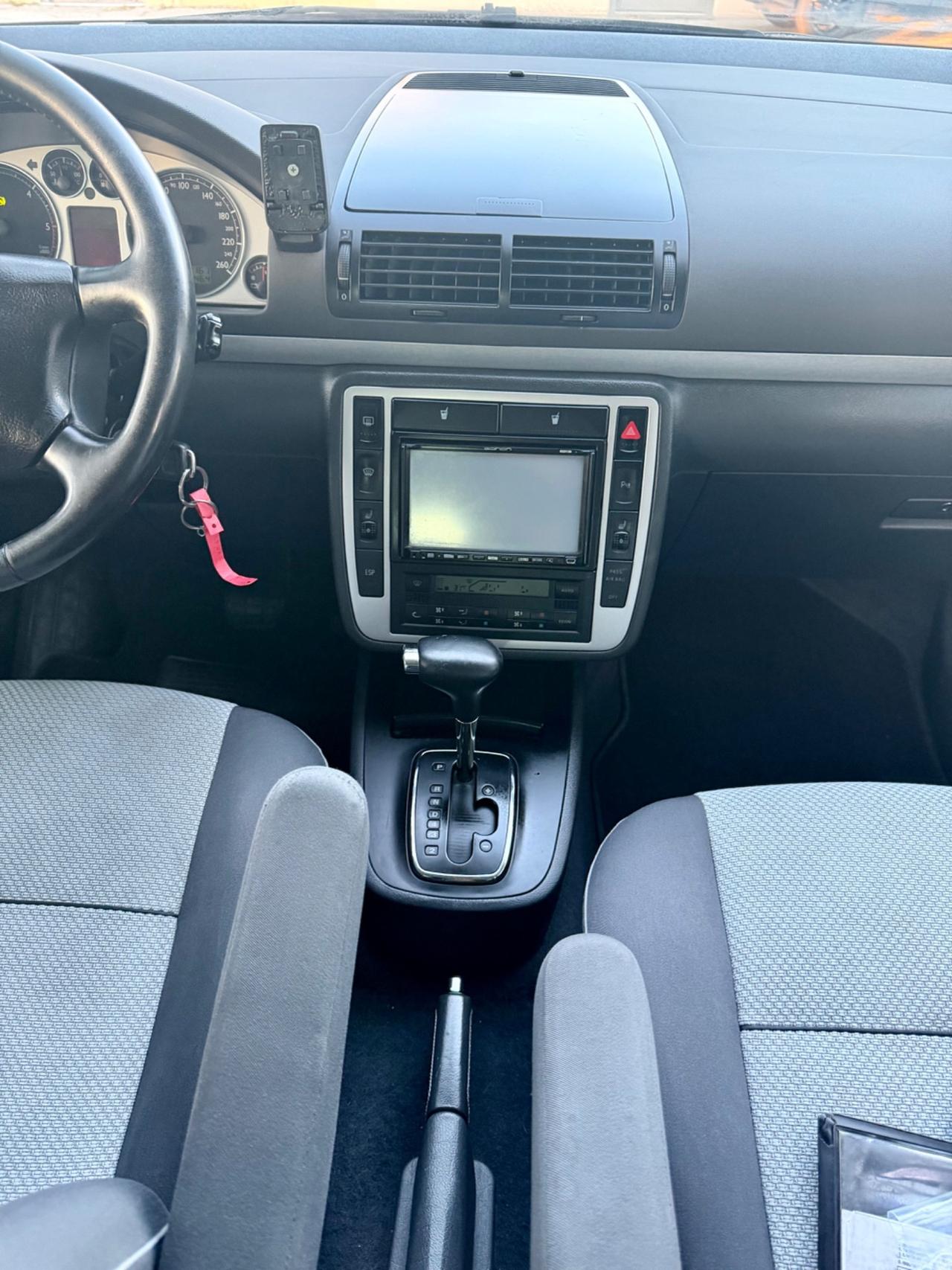 Volkswagen Sharan 1.9 TDI tip. Time