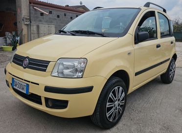 FIAT PANDA 1.2 GUIDABILE DA NEOPATENTATI GARANZIA 12 MESI