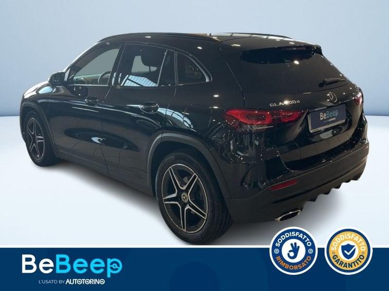 Mercedes-Benz GLA 200 D PREMIUM AUTO