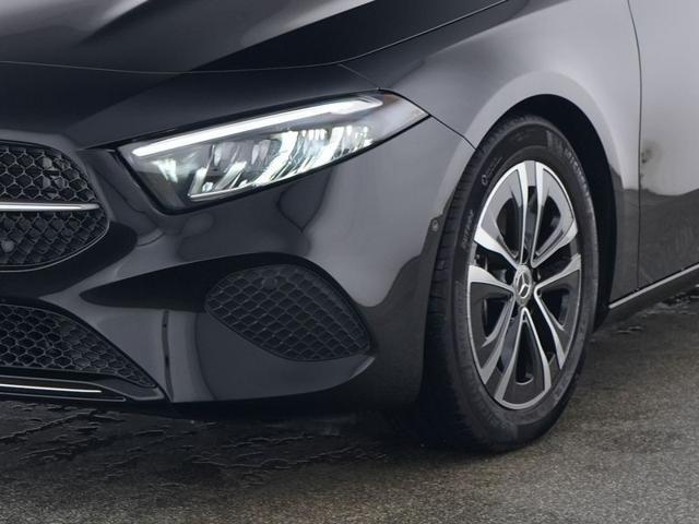 MERCEDES-BENZ A 180 Automatic Progressive Advanced