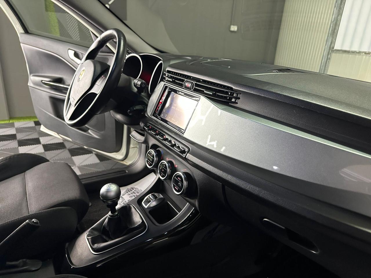 Alfa Romeo Giulietta 1.6 JTDm-2 105 CV Distinctive