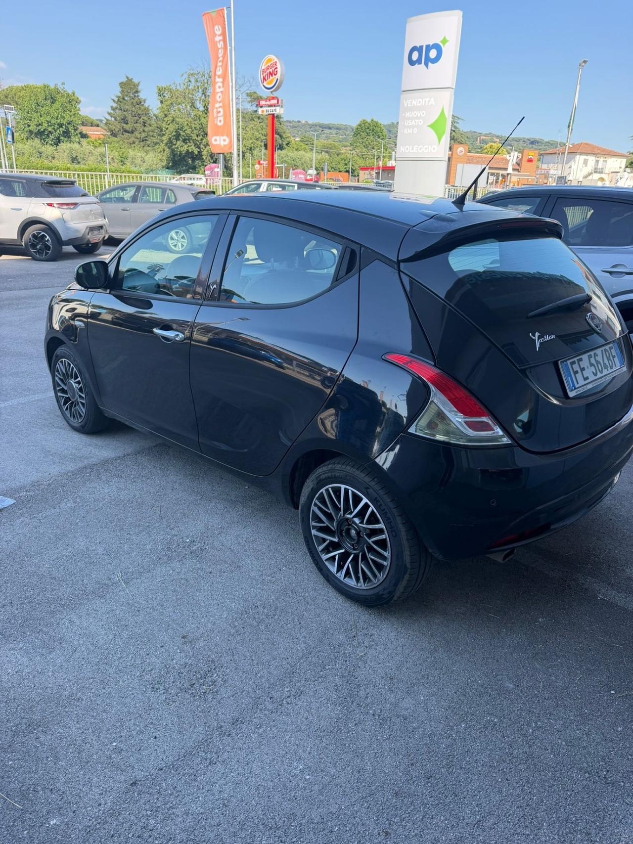 Lancia Ypsilon 1.3 MJT 16V 95 CV 5 porte S&S Gold