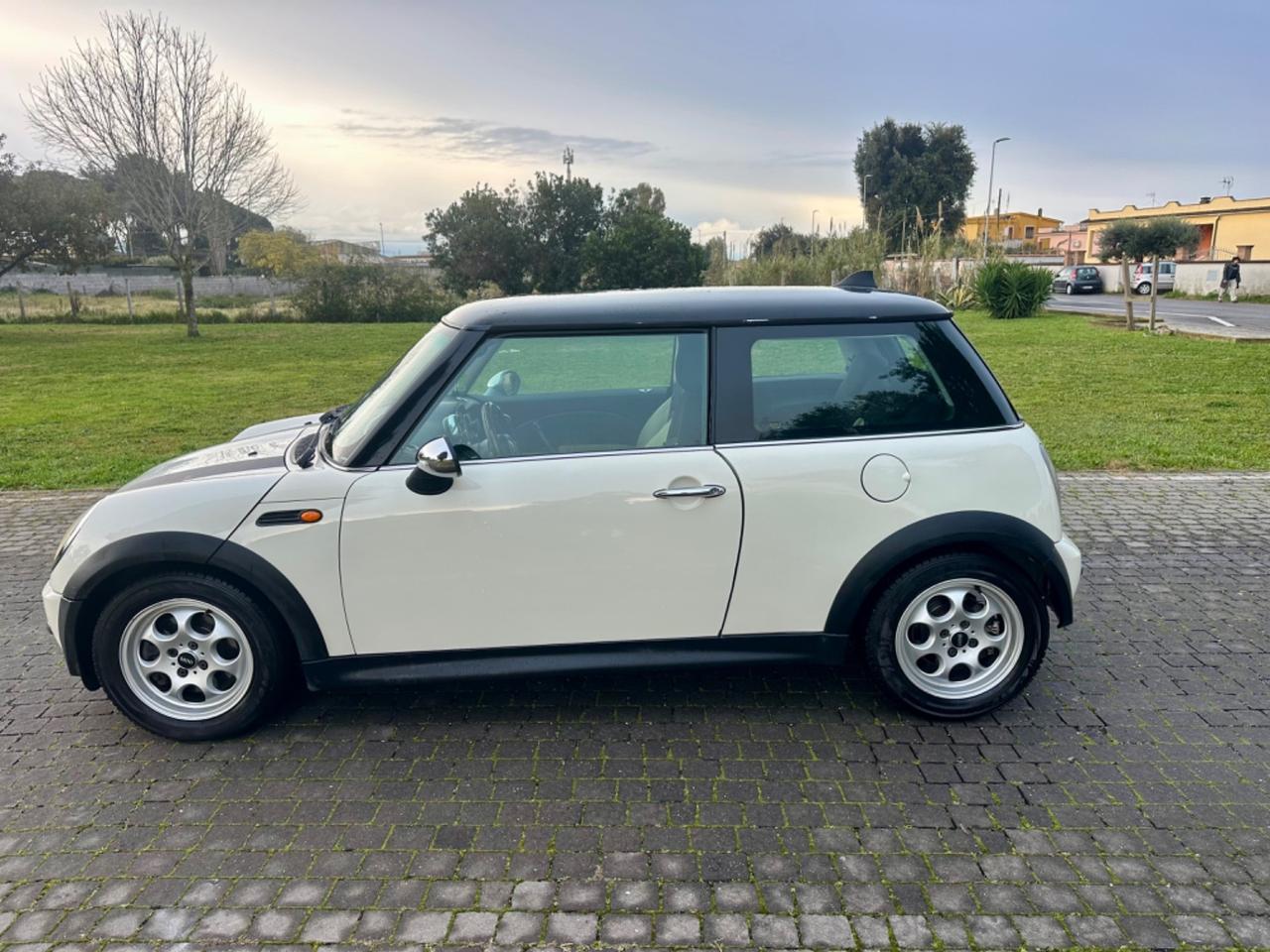 Mini Mini 1.4 tdi One D de luxe Ok Neopatentato