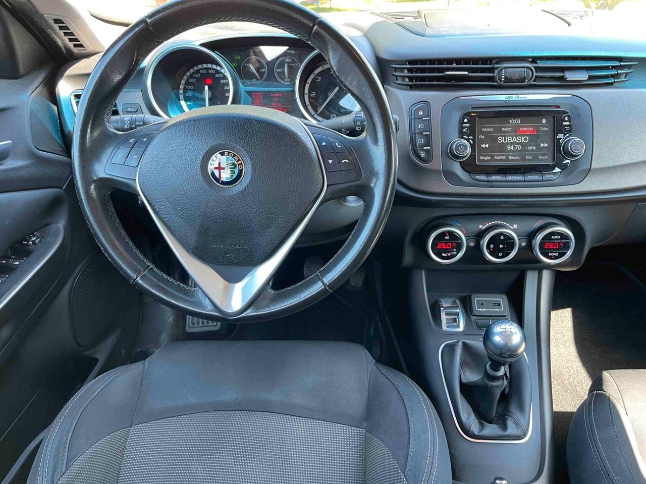 Alfa Romeo Giulietta 1.6 JTDm-2 120 CV Distinctive NEOPATENTATI