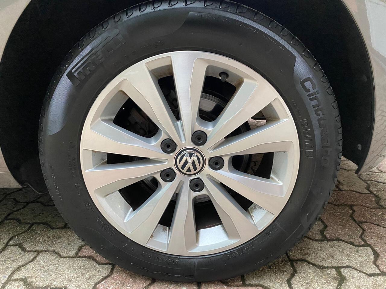 Volkswagen Golf 1.6 TDI 110 CV * EURO 6B*