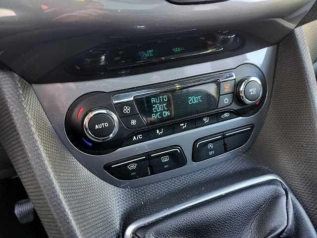 Ford Tourneo Connect Connect7 1.5 TDCi 120 CV Titanium