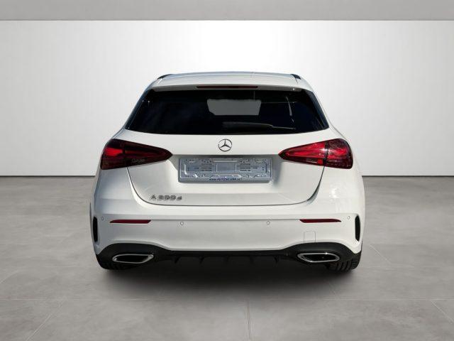 MERCEDES-BENZ A 200 d Automatic AMG Line Premium Night Edition