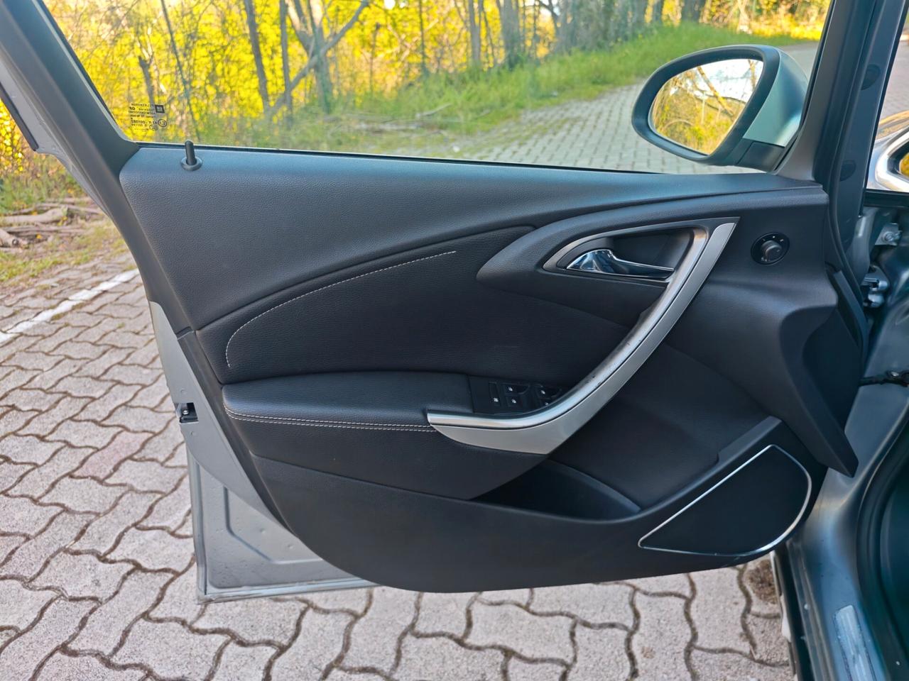 Opel Astra 1.4 Turbo 5 porte Cosmo