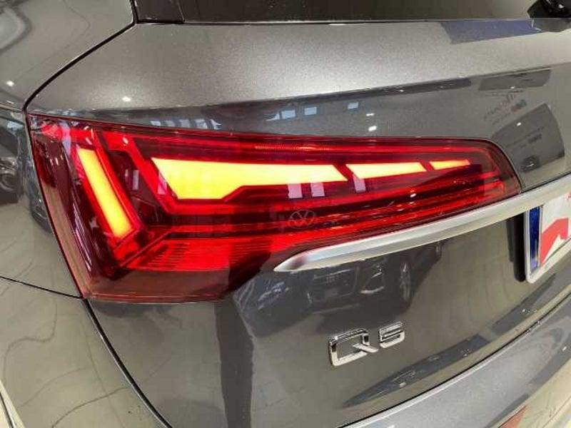 Audi Q5 II 2020 40 2.0 tdi mhev 12V S line quattro s-tronic
