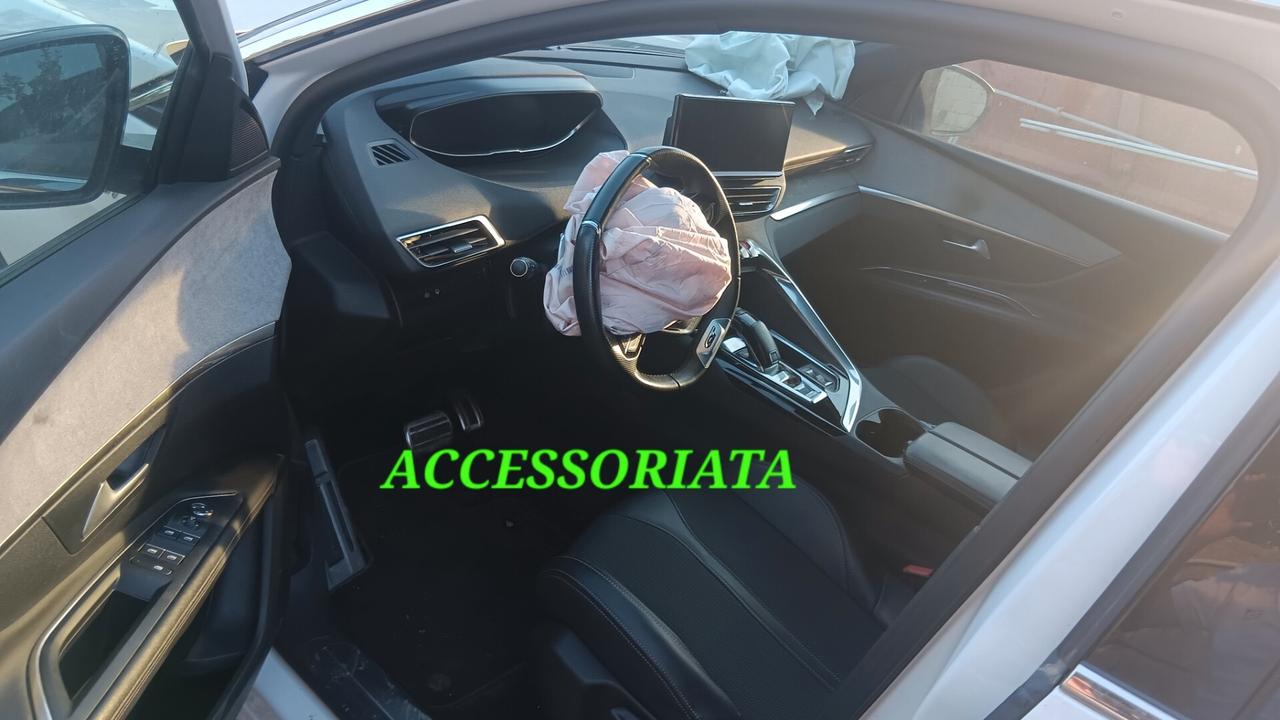 Peugeot 3008 GT INCIDENTATA SINISTRATA MONDIALCARS 022